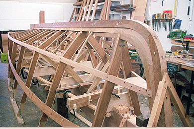 Wooden slipper boat hull frame